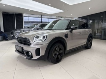 Mini Countryman F60 Crossover Facelifting 1.5  136KM 2023 MINI Countryman Cooper Classic Panorama CarPlayAndroid Kamera cofania