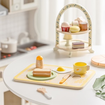 Набор для завтрака деревянный CLASSIC WORLD 13 шт.