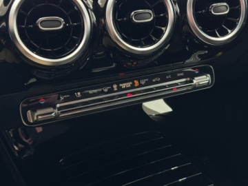 Mercedes CLA C118/X118 Coupe Facelifting 1.3 200 163KM 2024 Mercedes-Benz CLA 200 7G-DCT / LED / Kamera / CarP, zdjęcie 22