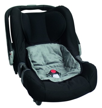 Водонепроницаемая накладка Pee Pee Pad на автокресло.