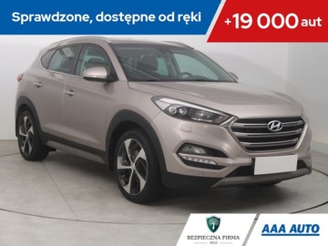 Hyundai Tucson III SUV 1.6 T-GDI 177KM 2017 Hyundai Tucson 1.6 T-GDI, Salon Polska
