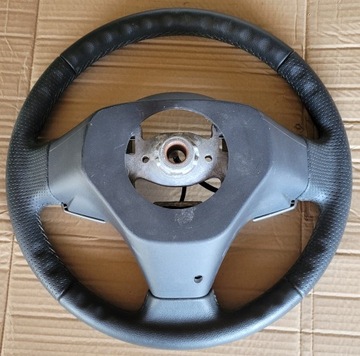 TOYOTA YARIS II 2 кожаный руль