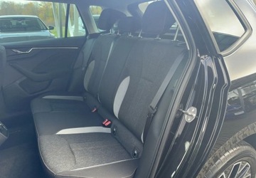 Skoda Kamiq Crossover 1.0 TSI 110KM 2021 Skoda Kamiq 1.0 TSI 110 KM 6 bieg.manual Style Benzyna 110KM, zdjęcie 26