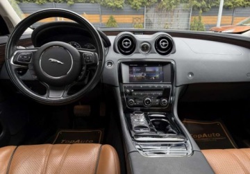 Jaguar XJ VII X351 2015 Jaguar XJ LIFT 3.0 V6 JAK NOWY fabryczny lakier 55 000kmLEDBRUTTO VAT23, zdjęcie 36