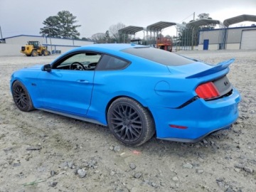 Ford Mustang VI Convertible 5.0 Ti-VCT 421KM 2017 Ford Mustang 2017 FORD MUSTANG GT 5.0 Benzyna 421KM, zdjęcie 2