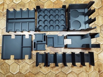 Глубины ужаса, красочная вставка