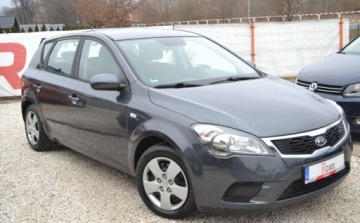 Kia Ceed I Hatchback 5d Facelifting 1.4 DOHC CVVT 90KM 2010 Kia Ceed bezwypadkowe - Niski przebieg - klimatyzacja - OPLACONY 1.4 90KM, zdjęcie 8