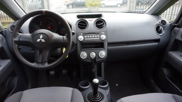 Mitsubishi Colt VI Hatchback 1.1 i 12V 75KM 2007 Mitsubishi Colt zarejestrowany, ubezpieczony., zdjęcie 2