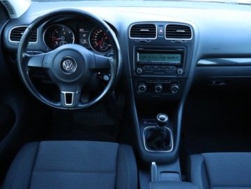 Volkswagen Golf VI Hatchback 5d 1.6 TDI-CR DPF 105KM 2009 VW Golf 1.6 TDI, Salon Polska, Klima, Klimatronic, zdjęcie 6