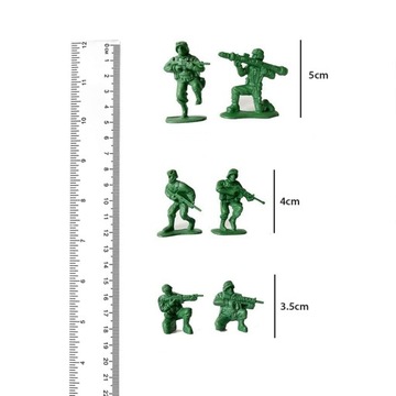 Набор из 25 зеленых пластиковых солдатских самолетов.