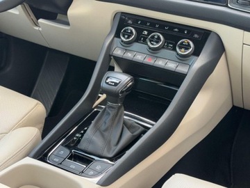 Skoda Kodiaq I SUV Facelifting 2.0 TDI SCR 200KM 2022 Skoda Kodiaq Matrix LED Panorama Skora Wentylowane fotele Hak Webasto 2.0, zdjęcie 16