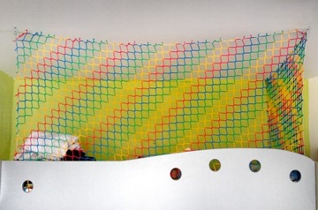 БЕЛАЯ СЕТКА ДЛЯ ДЕТСКОЙ ЯРУСНОЙ КРОВАТИ 150 см