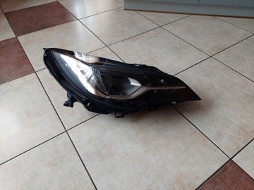 PRAWA LAMPA - FULL LED - LUX - OPEL ASTRA V K 5