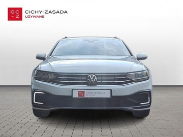 Volkswagen Passat B8 2021 Volkswagen Passat Variant GTE ASO 1.4TSI 218KM bezwyp. pakiety AppConnect, zdjęcie 7