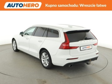 Volvo V60 II  2021 Volvo V60 mHEV automat full LED jasne wnętrze, zdjęcie 3