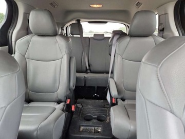 Toyota Sienna III 2022 Toyota Sienna XLE 2022 2.5l 2.5 Hybryda 245KM, zdjęcie 10
