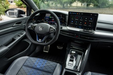 Volkswagen Golf VIII R Facelifting 2.0 TSI 333KM 2026 Volkswagen Golf R 2.0 TSI 4Motion 333 KM DSG -, zdjęcie 18