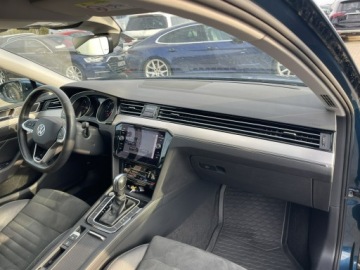 Volkswagen Passat B8 Variant Facelifting 2.0 TDI SCR 150KM 2023 Volkswagen Passat Variant Automat Skóra Kamera, zdjęcie 10