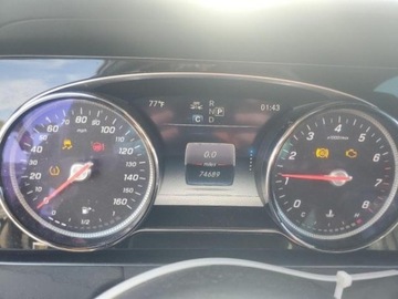 Mercedes Klasa E W213 2019 Mercedes-Benz Klasa E 2019r., 4MATIC, od ubezpieczalni 3.0 Benzyna 362KM, zdjęcie 9