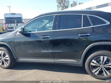 Mercedes GLA II 2024 Mercedes-Benz GLA 2024r., GLA 250, od ubezpieczalni 2.0 Benzyna 221KM, zdjęcie 3