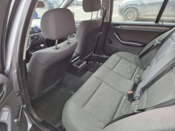 BMW Seria 3 E46 Touring 320 d 150KM 2003 BMW Seria 3 BMW 3 2,0 Diesel Klimatyzacja Zamiana 2.0 Diesel 150KM, zdjęcie 6