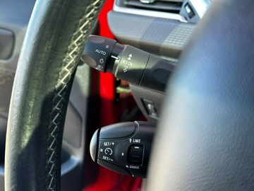 Peugeot 2008 I SUV Facelifting 1.2 PureTech 110KM 2018 Peugeot 2008 SalonPL Panorama Półskóra Navi, zdjęcie 22