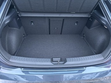 Cupra Leon II 2025 Cupra Leon 1.5 eTSI 150 KM 7-biegowa automatyczna, zdjęcie 17