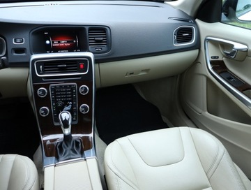 Volvo S60 II Cross Country 2.0 T5 245KM 2016 Volvo S60 T5, Salon Polska, Serwis ASO, 4X4, zdjęcie 7