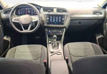 Volkswagen Tiguan Allspace SUV Facelifting 2.0 TSI 190KM 2023 Volkswagen Tiguan Allspace VAT 23 Elegance 2.0TDI 190KM DSG 4motion 2023 r, zdjęcie 6