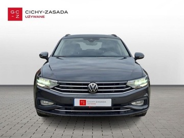 Volkswagen Passat B8 Variant Facelifting 2.0 TDI SCR 200KM 2022 Volkswagen Passat serwis ASO 2.0TDI 200KM bezwypadkowy pakiety AppConnect, zdjęcie 7