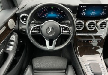 Mercedes GLC C253 2021 Mercedes-Benz GLC GLC 200, Multibeam, Kamera 360, GPS, Burmester, Salon Po, zdjęcie 4