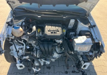 Volkswagen Polo V Hatchback 3d Facelifting 1.0 60KM 2016 Volkswagen Polo 1.0 Benzyna Klimatyzacja Radio Benzyna 60KM, zdjęcie 15