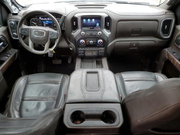  GMC Sierra K2500 Denali 2021 6.6l 6.6 Diesel 445KM, zdjęcie 8