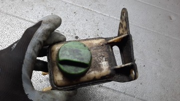 БАК УСИЛИТЕЛЯ РУЛЯ AUDI A4 B5 1.8B 95R 8D0422373C