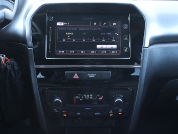 Suzuki Vitara III 2022 Suzuki Vitara 1.4 BoosterJet, Salon Polska, zdjęcie 12