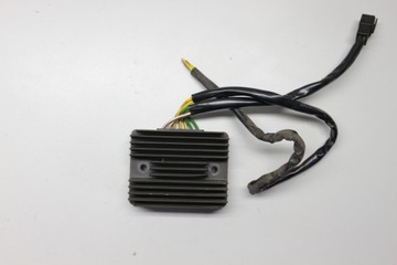 PIAGGIO MP3 REGULATOR NAPIĘCIA