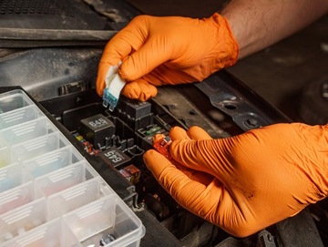 Комплект автомобильных предохранителей 10 шт НЕО 11-991