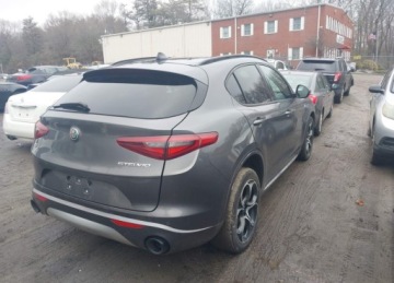 Alfa Romeo Stelvio 2022 Alfa Romeo Stelvio 2022r., Ti Awd, 2L, od ubezpieczalni 2.0 Benzyna 284KM, zdjęcie 3