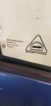 KIA VENGA 09-15R SKLO (OKNO) PRAVÝ PŘEDNÍ 43R-00351