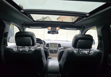 Jeep Grand Cherokee IV Terenowy Facelifting 3.6 V6 286KM 2015 Jeep Grand Cherokee Jeep Grand Cherokee 3.6 V6 Overland EU6 3.6 Benzyna, zdjęcie 39
