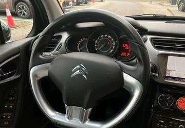 Citroen C3 II Hatchback 1.4 VTI 95KM 2011 Citroen C3 Citroen C3 1.4 VTi Exclusive 1.4 Benzyna 95KM, zdjęcie 17