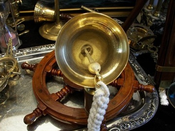 РУЛЬ ЛАТУННЫЙ ЗВОНОК ДЛЯ КАПИТАНА ГРАВЕРА