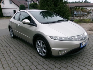 Honda Civic VIII Hatchback 3d 1.8 i-VTEC 140KM 2008 Honda Civic 1.8 140 KM Sprowadzona Zadbana, zdjęcie 1