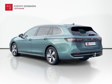 Volkswagen Passat B8 Variant Facelifting 2.0 TDI SCR 150KM 2025 Volkswagen Passat Variant 2.0TDI 150KM Elegance DSG SerwisASO Acc Matrix N, zdjęcie 2