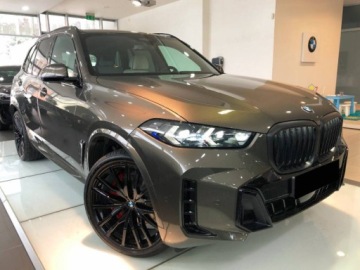 BMW X5 G05 SUV Facelifting 3.0 40d 352KM 2026 BMW X5 xDrive40d Sport Suv 3.0 (352KM) 2026, zdjęcie 3