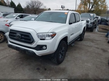 Toyota Tacoma II 2023 Toyota Tacoma 2023r., SR5 V6, od ubezpieczalni 3.5 Benzyna 278KM, zdjęcie 2