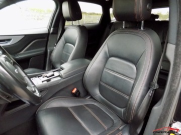 Jaguar F-Pace SUV 2.0 i4D 180KM 2017 Jaguar F-Pace BLACK 180KM 4x4 Kamera Led Skora Ambiente 2.0 Diesel 180KM, zdjęcie 20