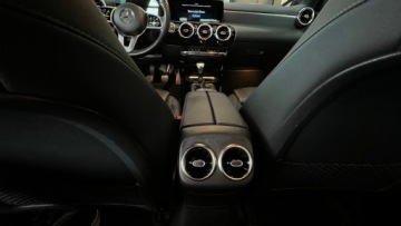 Mercedes Klasa A W177/V177 Hatchback 1.3 160 109KM 2018 Mercedes-Benz Klasa A Nowy model Kamera Navi Full Led MOZLIWA ZAMIANA 1.3, zdjęcie 29