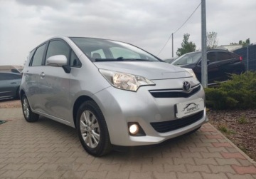 Toyota Verso-S 1.33 Dual VVT-i 99KM 2011 Toyota Verso S SUPER STAN Brak korozji Zadbany Gwarancja Zobacz 1.3, zdjęcie 7