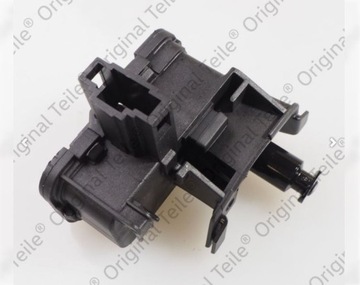 Siłownik klapki wlewu paliwa 7P0810773F ORYGINAŁ